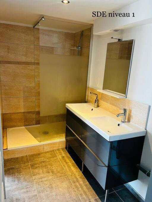 Le Jardin Suspendu Apartment Rillieux-la-Pape Exterior photo